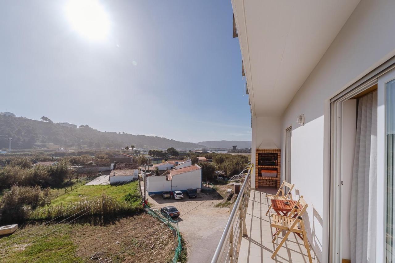 Farol Beach Place Назаре Екстер'єр фото